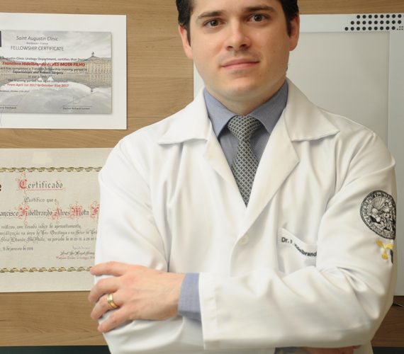 Perfil Dr. Hidelbrando Filho